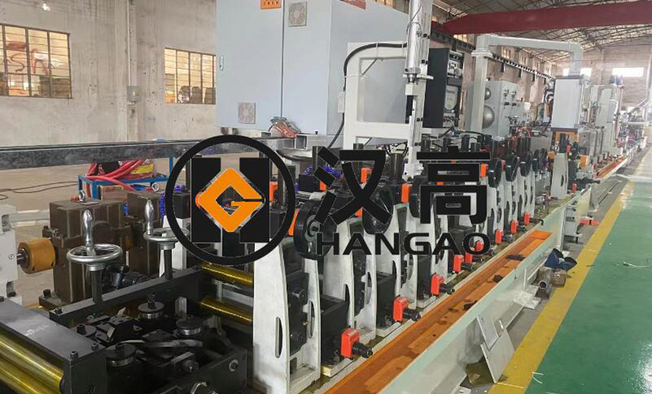 焊管設(shè)備為什么會開縫